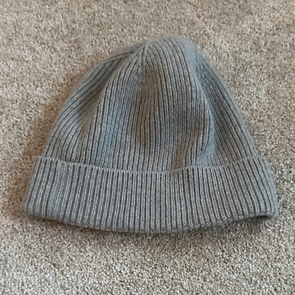 Givenchy Gray Wool and Cashmere Beanie - Picture 3 of 8